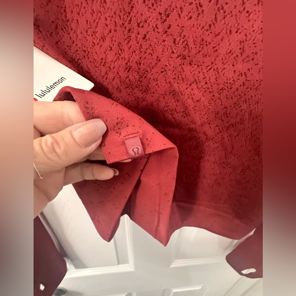 Lululemon Restless Cropped 1/2 Zip- NWT- Size 10 - Picture 7 of 9